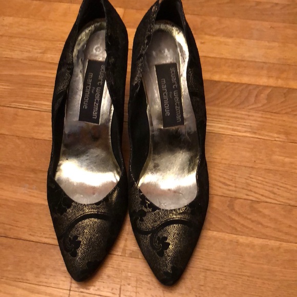 Stuart Weitzman Vintage Black & Gold suede heels - Picture 2 of 6